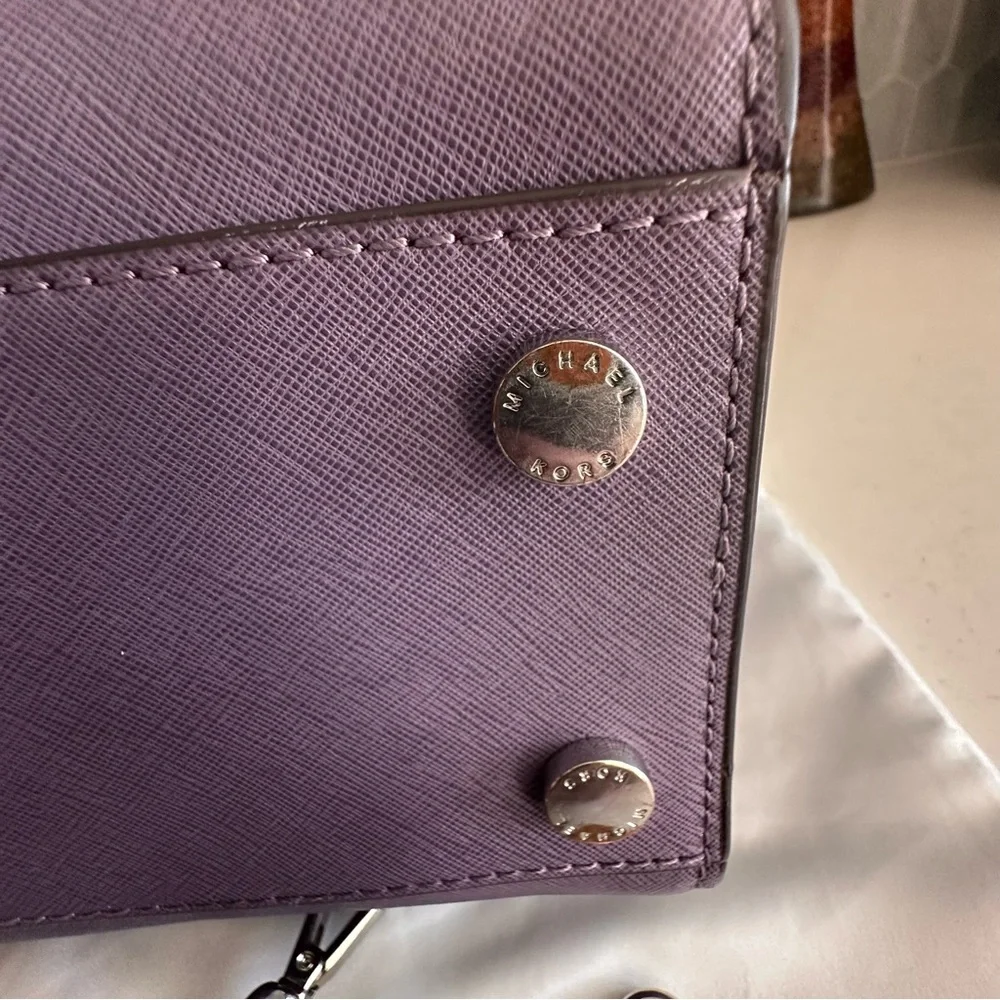 Michael Kors Lavender Saffiano Leather Satchel Bag With Detachable Strap & Dust - Picture 13 of 16